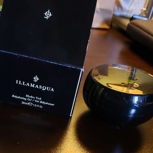 ILLAMASQUA Hydra Veil
